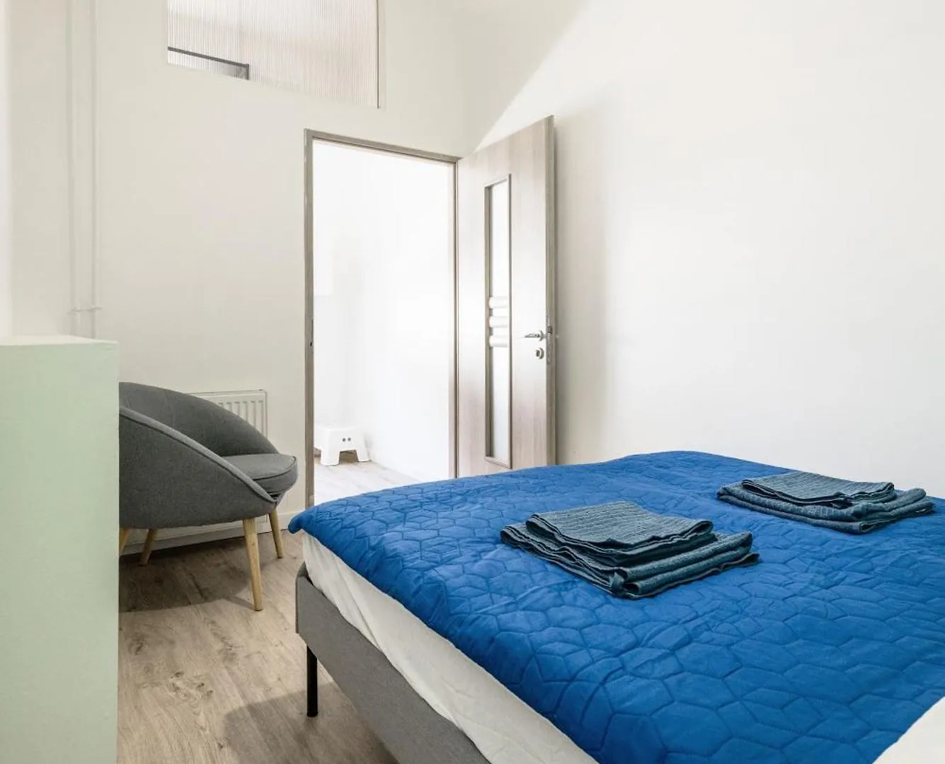 Stylish And Colourful Apartment In The City Centre Budapest 0*,